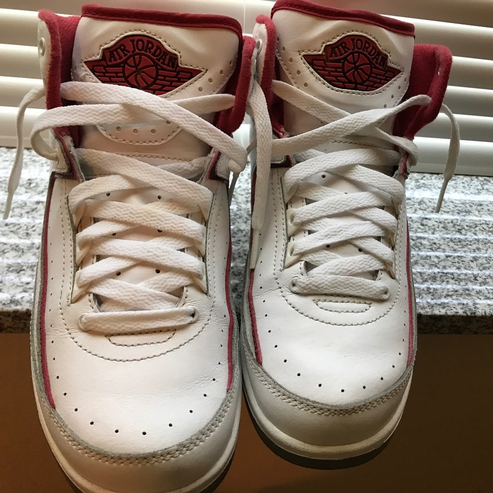 Jordan 2 Retro White Red CDP (2008)